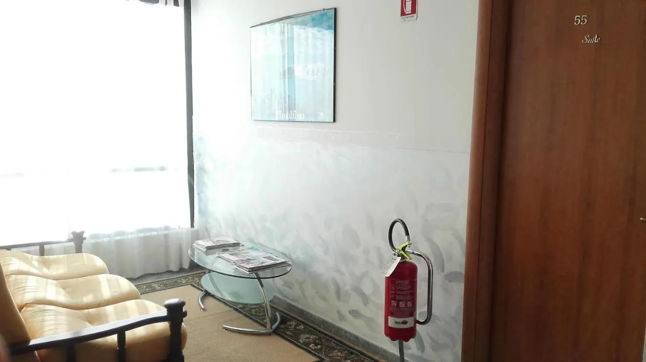 Hotel Esperia Piombino 3*,